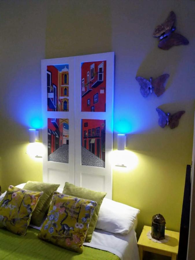 Bed and Breakfast Le Stanze di Angela Neapel Exterior foto
