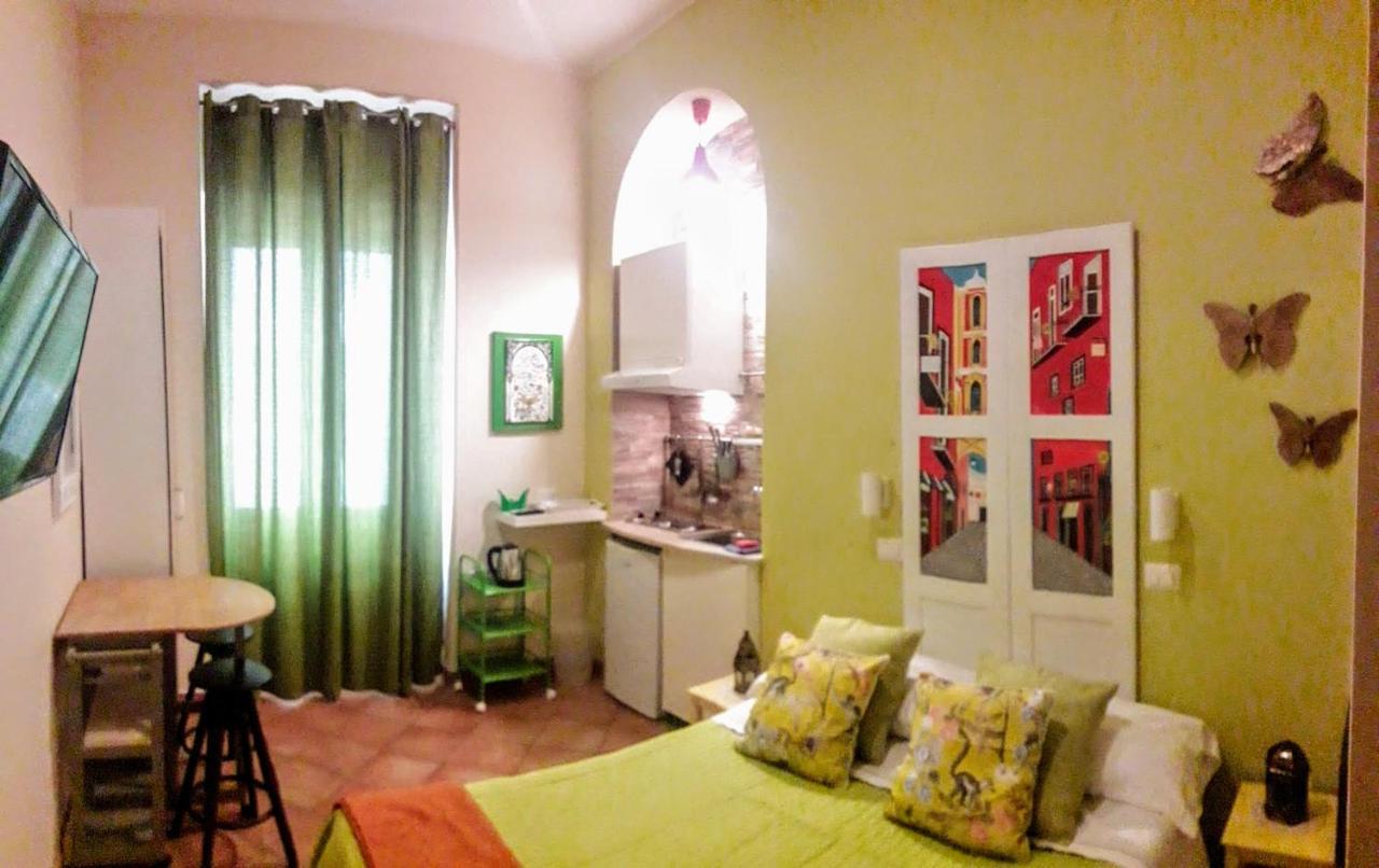 Bed and Breakfast Le Stanze di Angela Neapel Exterior foto